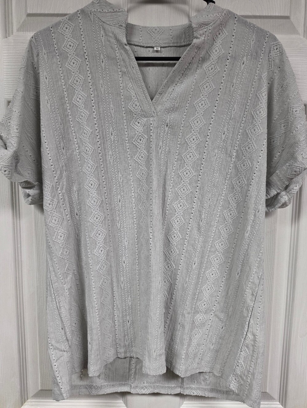 Patterned Top NWOT - Picture 3 of 4